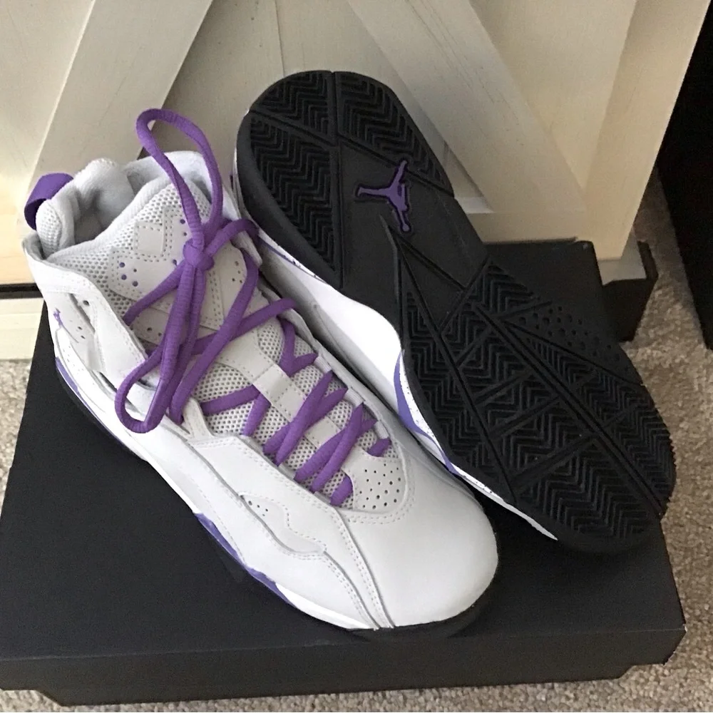 Jordan True Flight